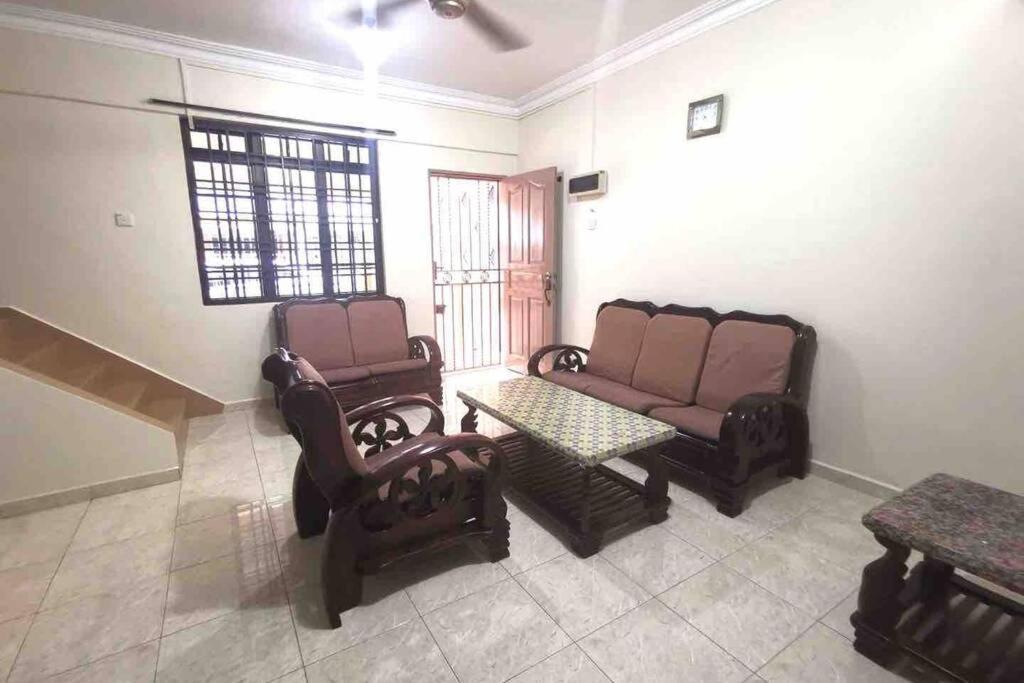 Mersing Fun Beach Home Services Buitenkant foto